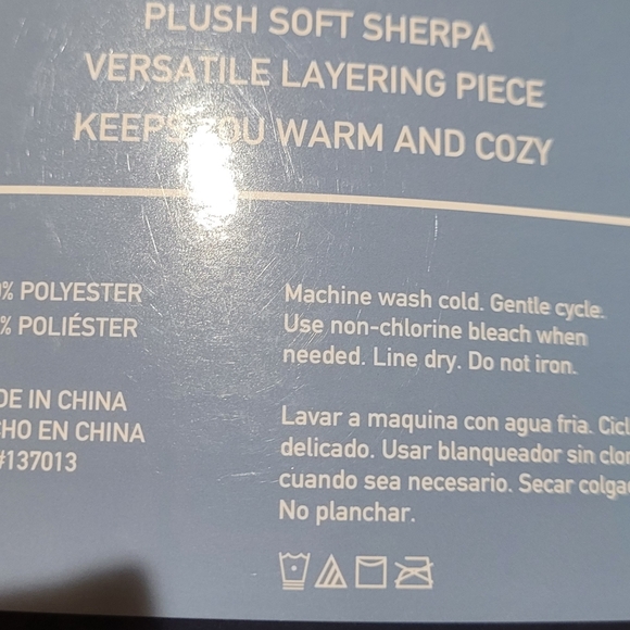 NWT Peace & Pearls Pink Rose Smoke Cozy Infinity Sherpa Scarf - Picture 4 of 4